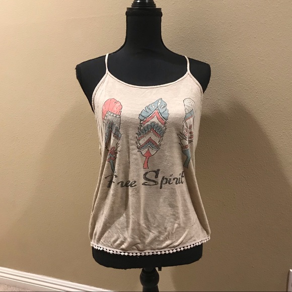 Free Spirit Feather Boho Flowy Tank Shirt - Picture 2 of 4